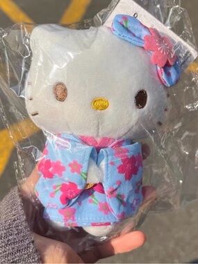 Hello Kitty Plush bag charm in Pink & Light Blue Floral Outfit